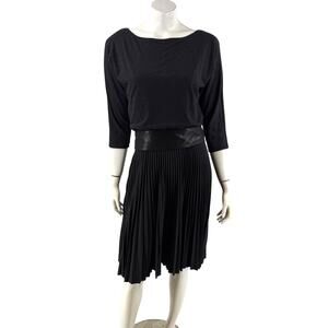 White House Black Market Dress Sz 8 Charcoal Gray Boat Neck Belted Pleated Skirt